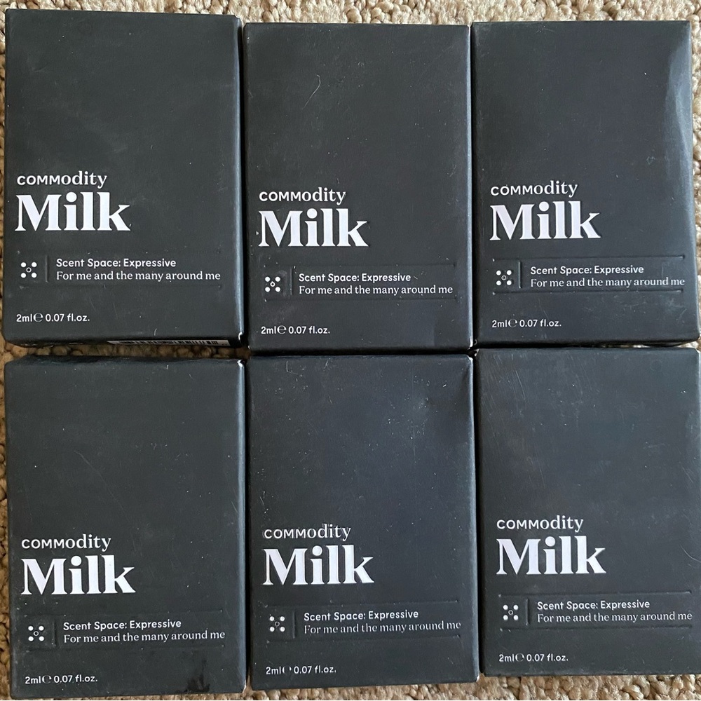 Commodity Milk Scent Space Expressive Set